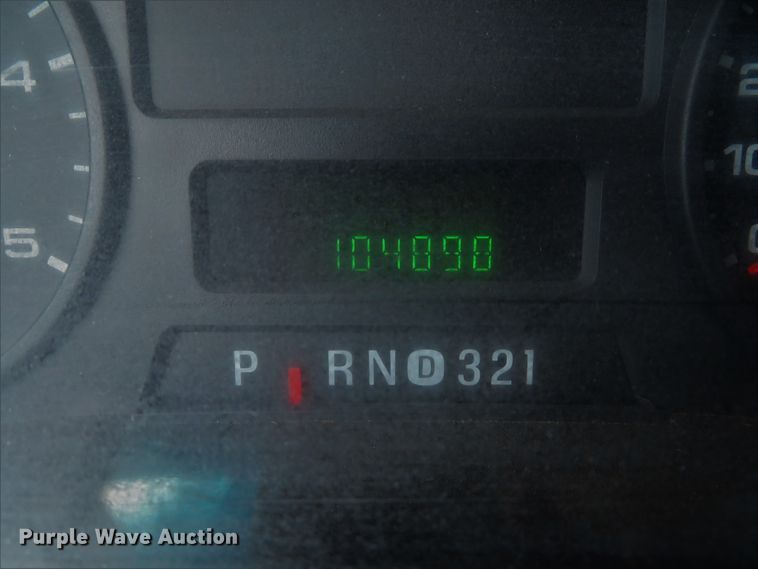 image for item DE8243 2005 Ford F450 Super Duty XL Crew Cab flat dump bed truck