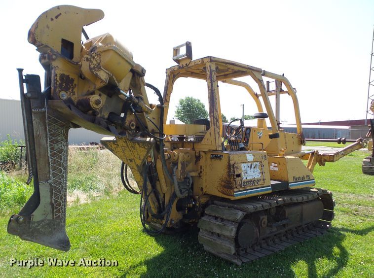 image for item DF0779 1997 Vermeer FLX115 vibratory cable plow