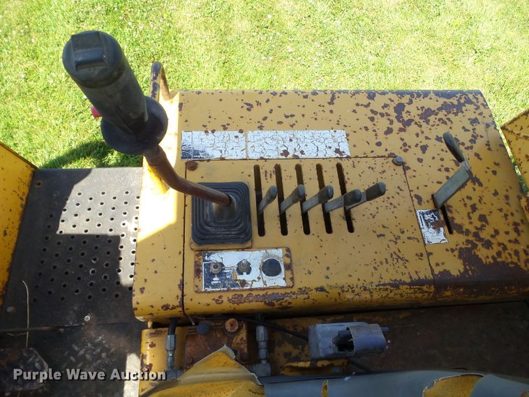 image for item DF0779 1997 Vermeer FLX115 vibratory cable plow