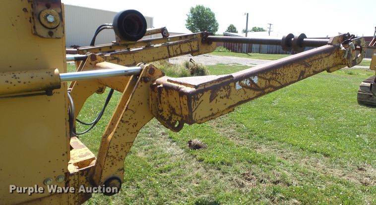 image for item DF0779 1997 Vermeer FLX115 vibratory cable plow