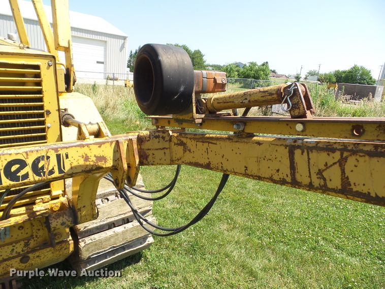 image for item DF0779 1997 Vermeer FLX115 vibratory cable plow
