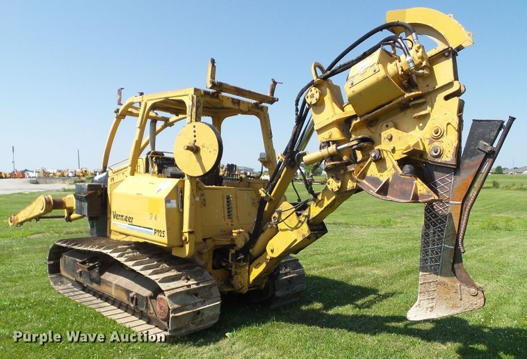 image for item DF0780 1999 Vermeer P125 vibratory cable plow