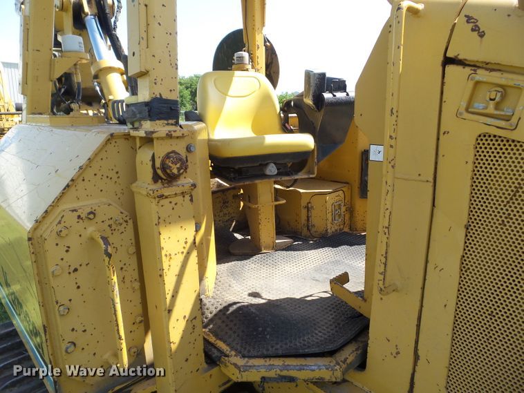 image for item DF0780 1999 Vermeer P125 vibratory cable plow