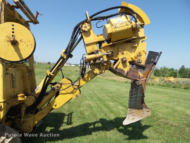 image for item DF0780 1999 Vermeer P125 vibratory cable plow