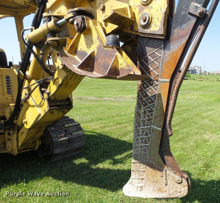 image for item DF0780 1999 Vermeer P125 vibratory cable plow