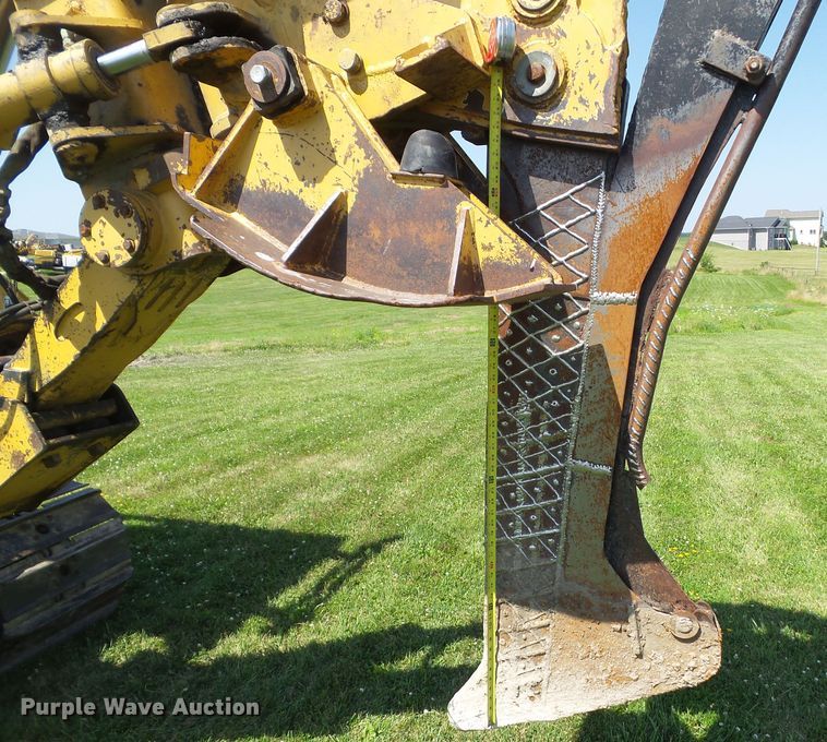 image for item DF0780 1999 Vermeer P125 vibratory cable plow