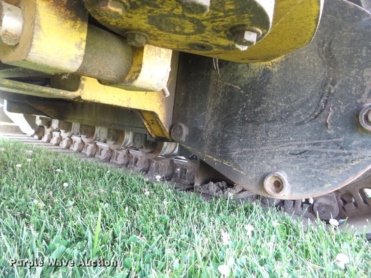 image for item DF0780 1999 Vermeer P125 vibratory cable plow