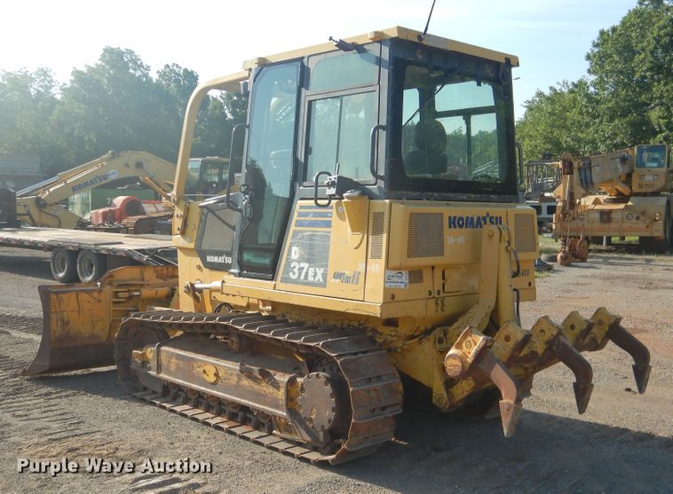 image for item DF2135 2008 Komatsu D37EX-21A dozer