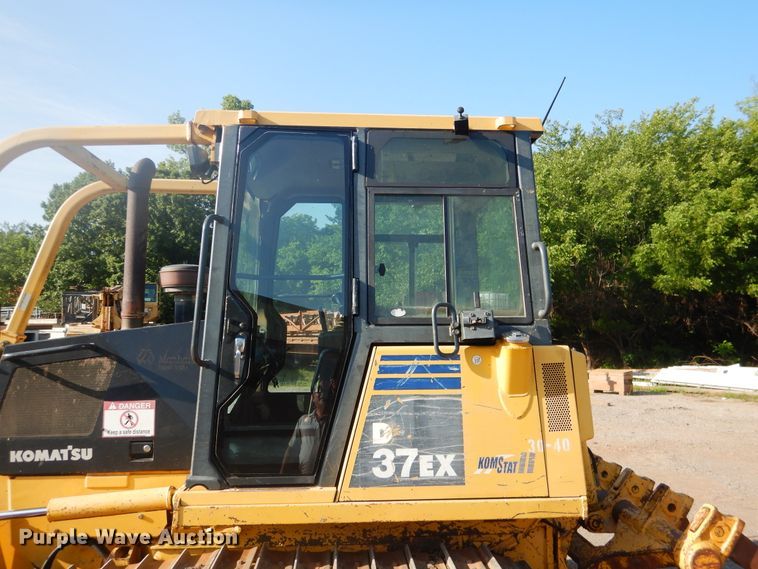 image for item DF2135 2008 Komatsu D37EX-21A dozer