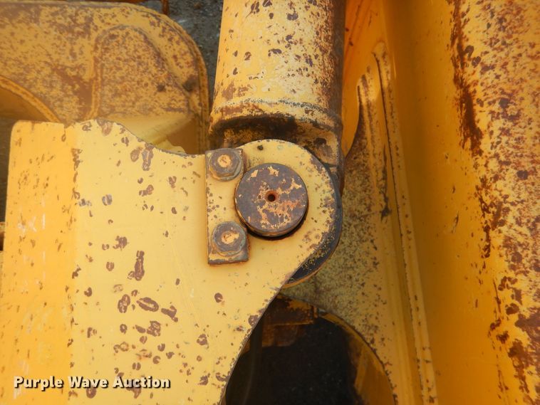 image for item DF2135 2008 Komatsu D37EX-21A dozer