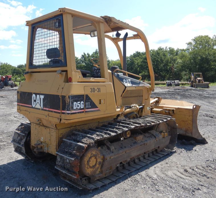 image for item DF2173 2006 Caterpillar D5G XL dozer
