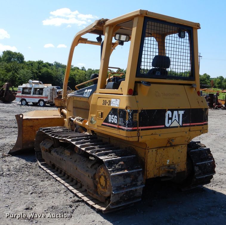 image for item DF2173 2006 Caterpillar D5G XL dozer