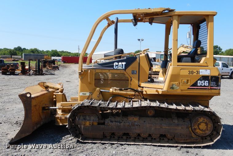 image for item DF2173 2006 Caterpillar D5G XL dozer