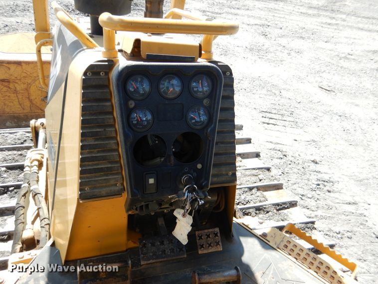 image for item DF2173 2006 Caterpillar D5G XL dozer