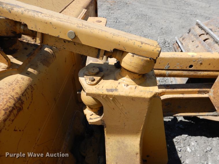 image for item DF2173 2006 Caterpillar D5G XL dozer