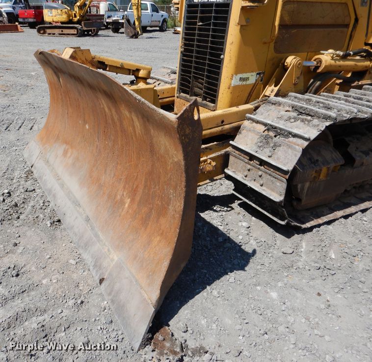 image for item DF2173 2006 Caterpillar D5G XL dozer