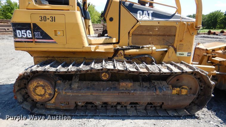 image for item DF2173 2006 Caterpillar D5G XL dozer