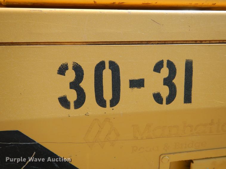 image for item DF2173 2006 Caterpillar D5G XL dozer