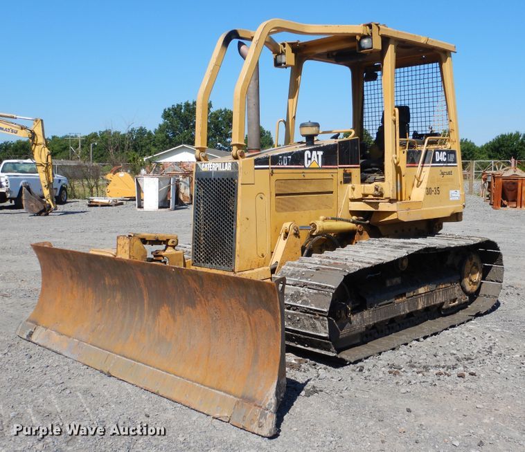 image for item DF2174 2001 Caterpillar D4C LGP dozer