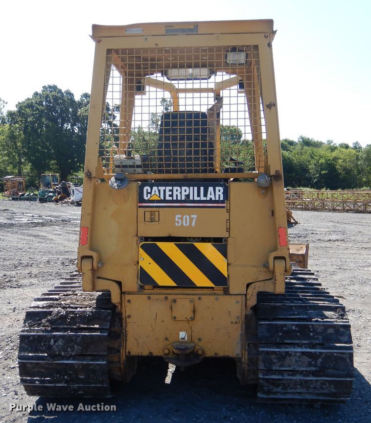 image for item DF2174 2001 Caterpillar D4C LGP dozer