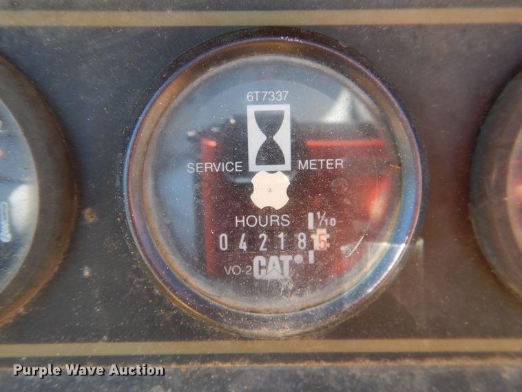 image for item DF2174 2001 Caterpillar D4C LGP dozer