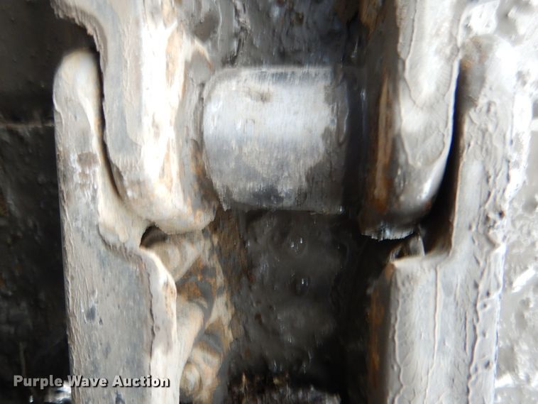 image for item DF2174 2001 Caterpillar D4C LGP dozer