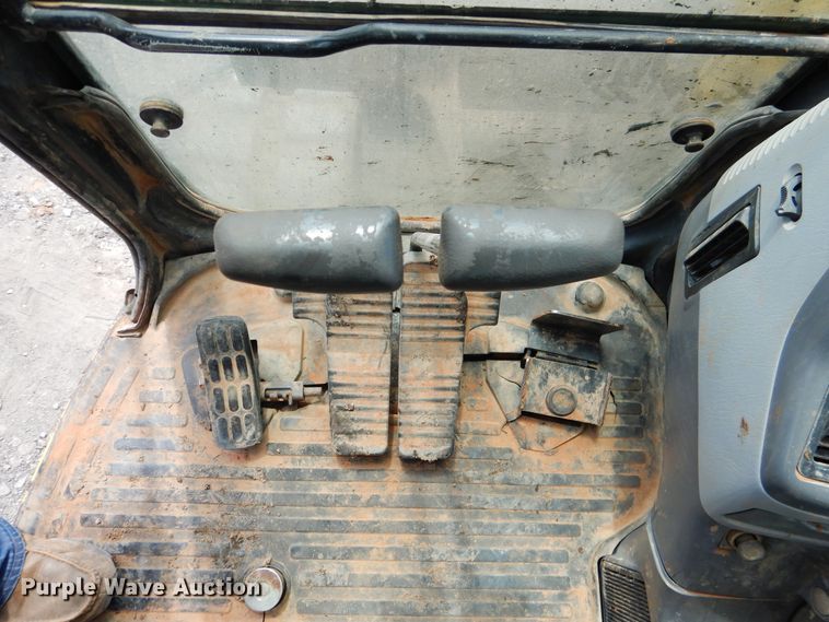 image for item DF2202 2007 Komatsu PC78MR mini excavator