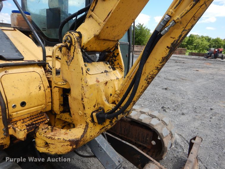 image for item DF2202 2007 Komatsu PC78MR mini excavator