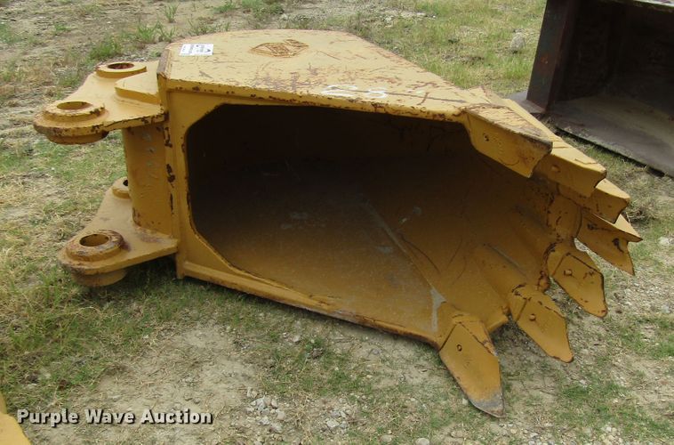 image for item DG1337 Hensley Adco 26R26320CB bucket
