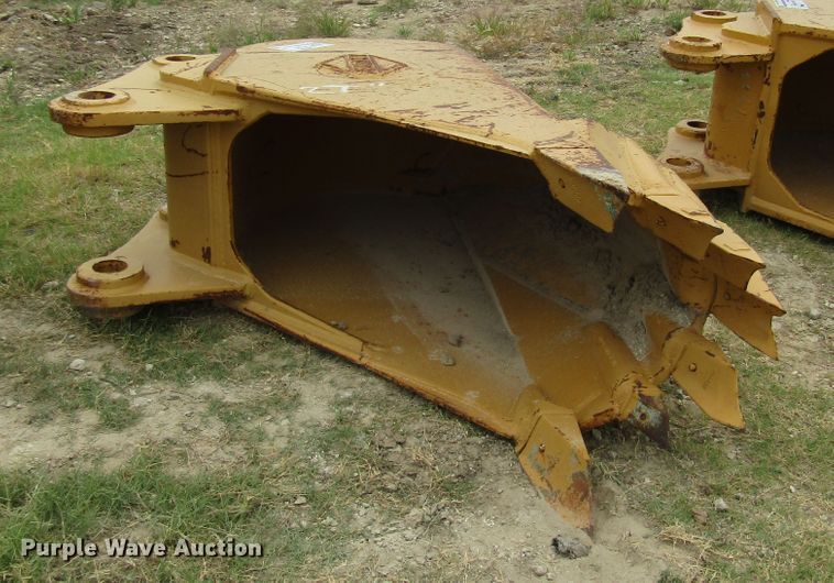 image for item DG1338 Hensley 3R26325C3010 drop bucket