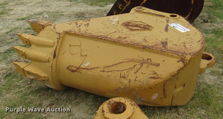 image for item DG1338 Hensley 3R26325C3010 drop bucket