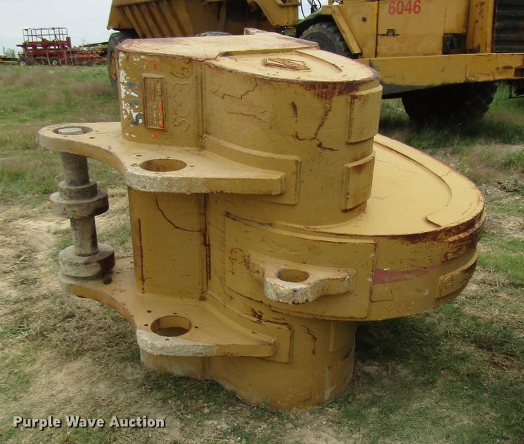 image for item DG1340 Hensley bucket