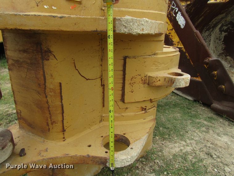 image for item DG1340 Hensley bucket