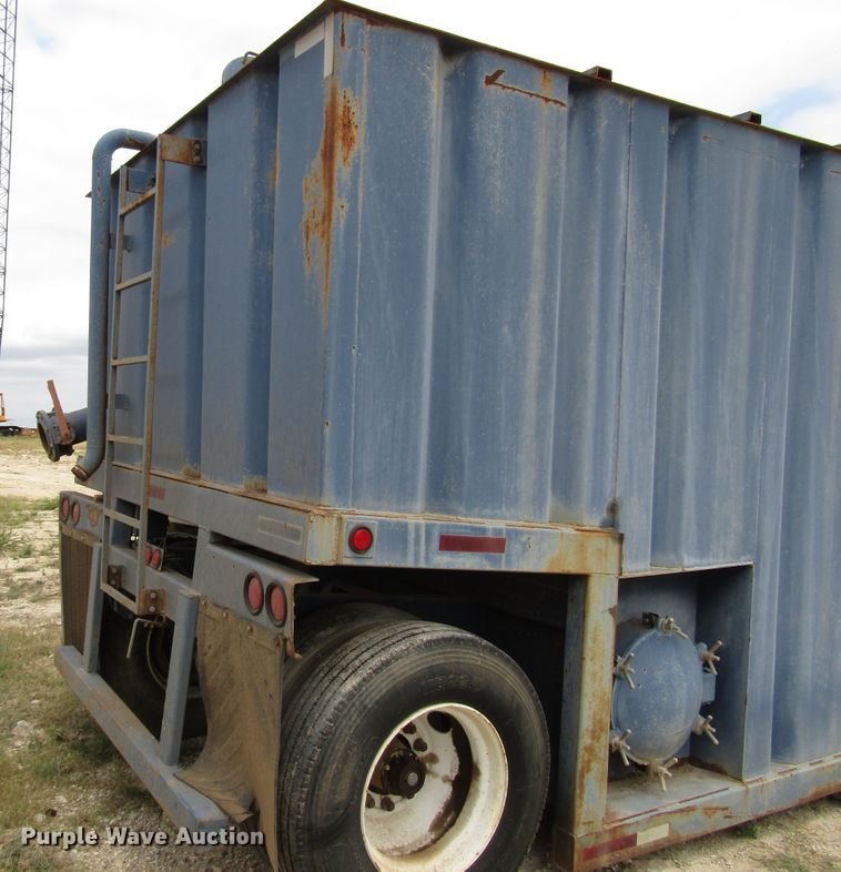 image for item DG1342 2007 Water Boy Products frac tank trailer