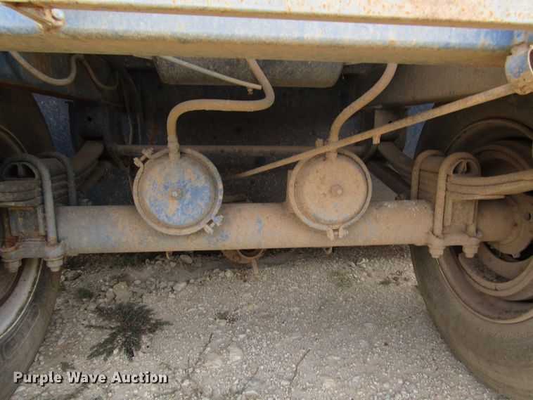 image for item DG1342 2007 Water Boy Products frac tank trailer