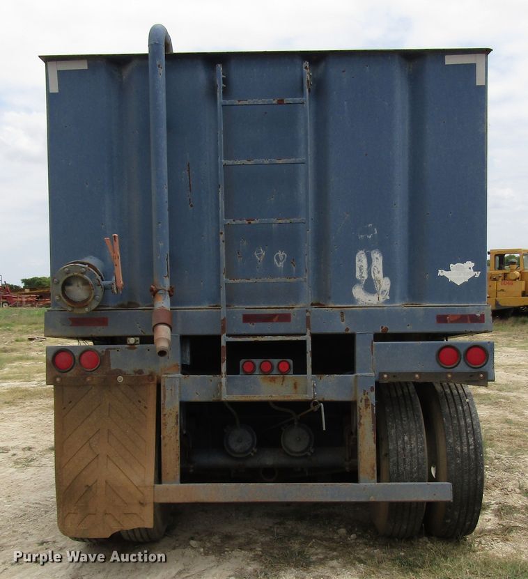 image for item DG1343 2007 Water Boy Products frac tank trailer