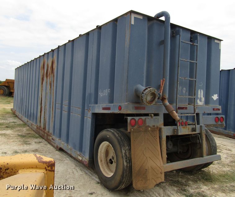 image for item DG1343 2007 Water Boy Products frac tank trailer