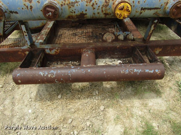 image for item DG1343 2007 Water Boy Products frac tank trailer