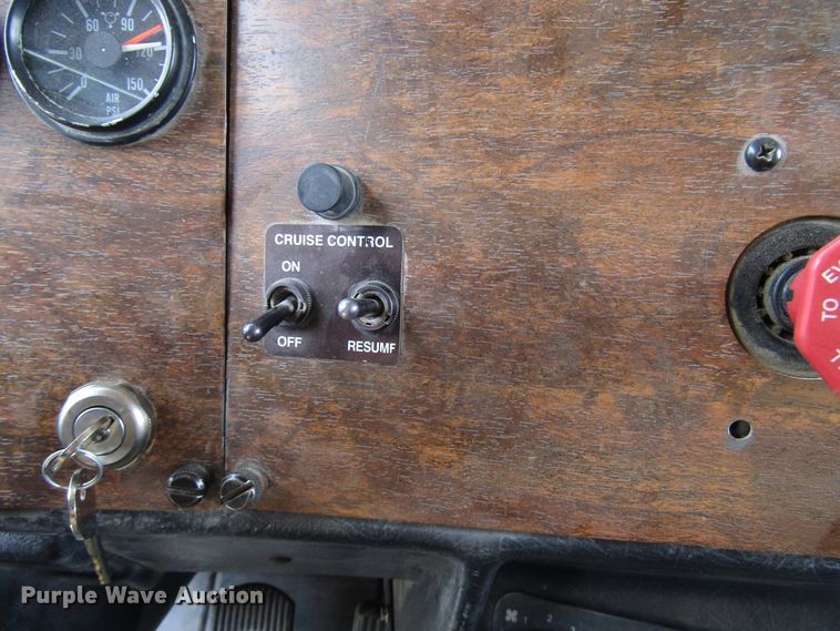 image for item DG1373 1999 Peterbilt 377 truck cab and chassis