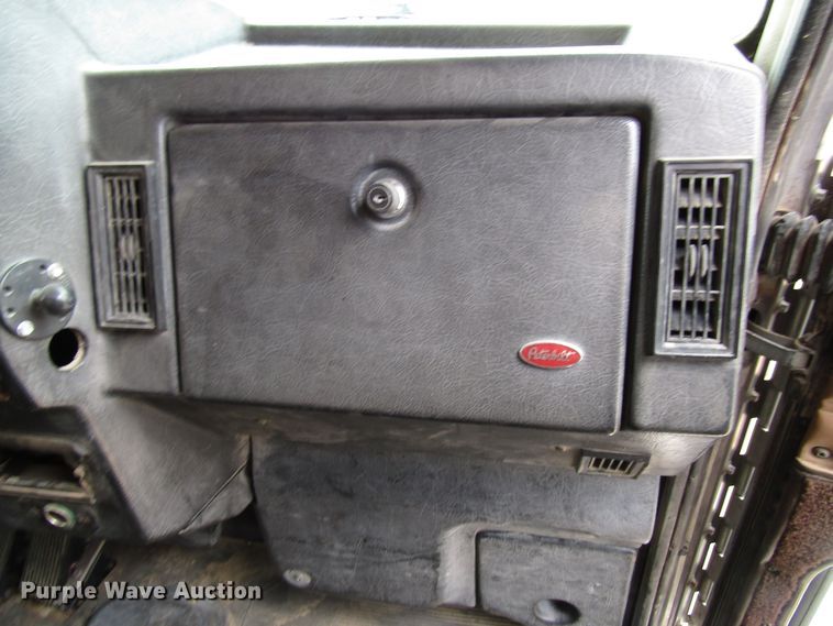 image for item DG1373 1999 Peterbilt 377 truck cab and chassis