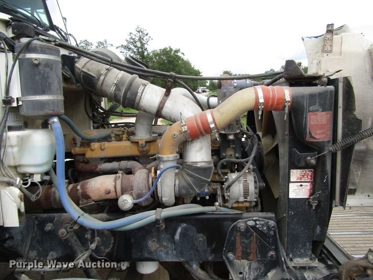 image for item DG1373 1999 Peterbilt 377 truck cab and chassis