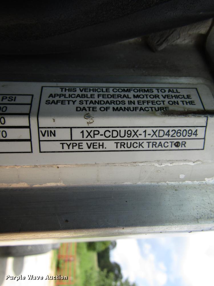 image for item DG1373 1999 Peterbilt 377 truck cab and chassis