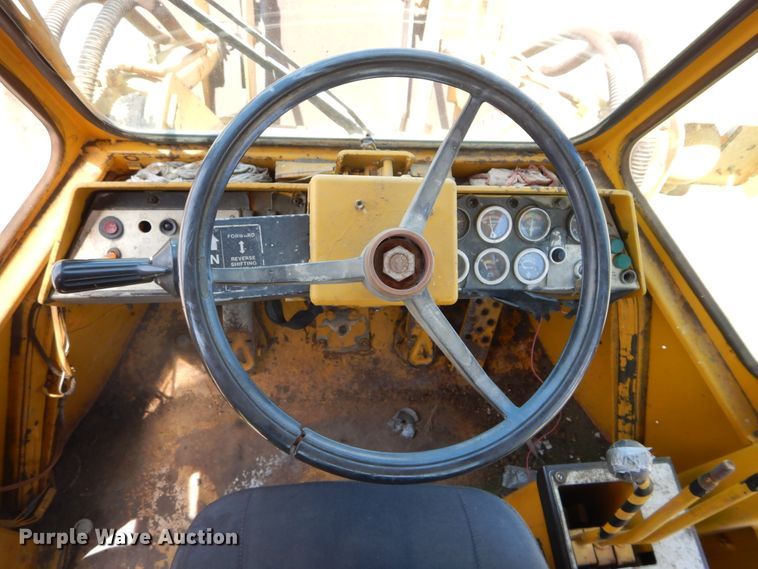 image for item DH3503 1985 Fiat-Allis FR10 wheel loader