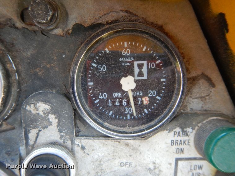 image for item DH3503 1985 Fiat-Allis FR10 wheel loader