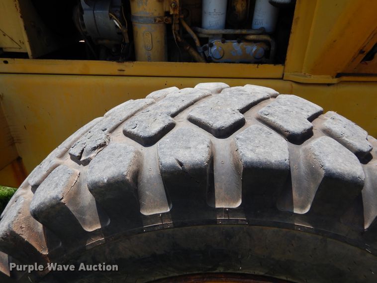 image for item DH3503 1985 Fiat-Allis FR10 wheel loader