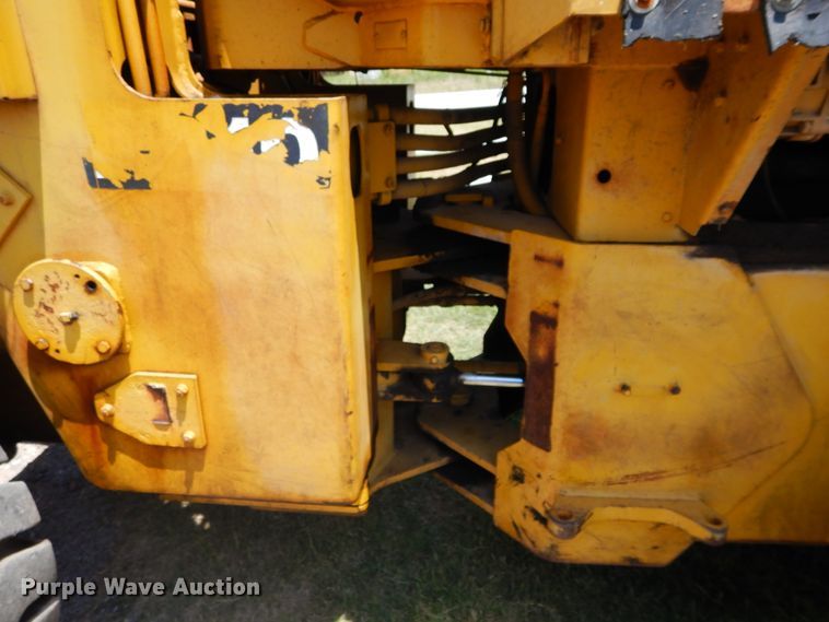 image for item DH3503 1985 Fiat-Allis FR10 wheel loader