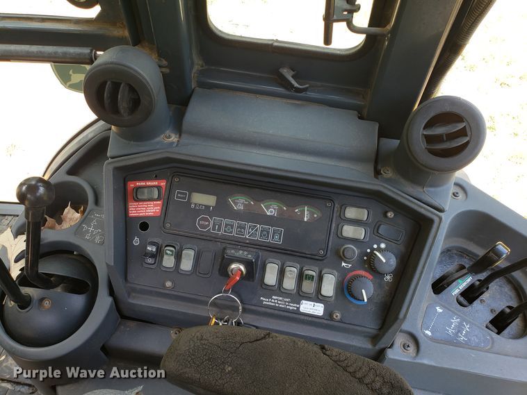 image for item DH4570 2007 John Deere 315SG backhoe