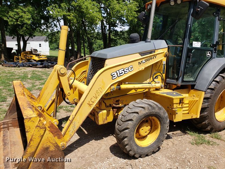 image for item DH4570 2007 John Deere 315SG backhoe