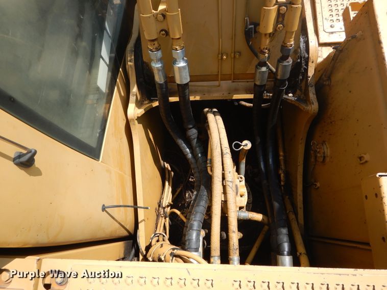 image for item DH6024 2003 Caterpillar 315C L excavator