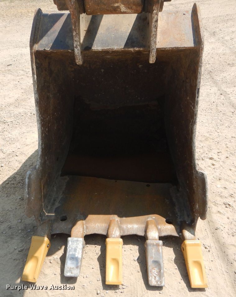 image for item DH6024 2003 Caterpillar 315C L excavator